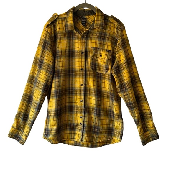Volcom Men’s Yellow Plaid Skate Snow Longsleeve Button Down Flannel Shirt SZ M - Picture 1 of 10
